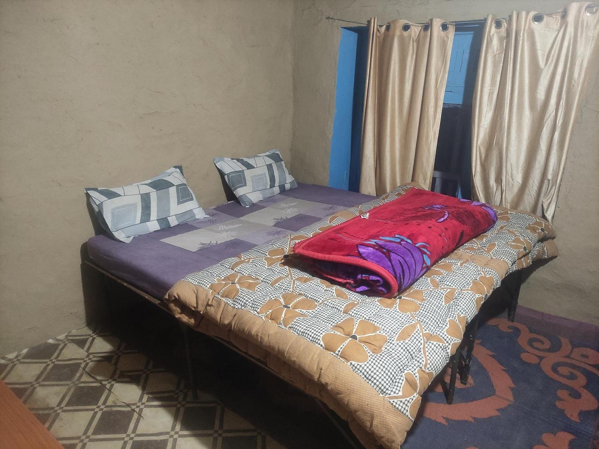 Karma Guest House And Cafe Kalgha Kamer foto